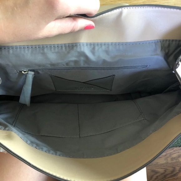 Purse - Picture 4 of 5